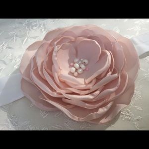 COPY - COPY - Pink Blush Flower Brooch